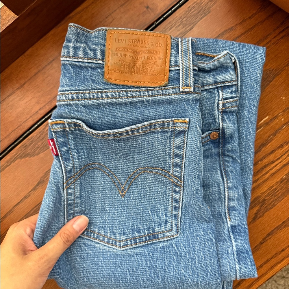 Vintage Levi's Women's Denim Jeans Straight 26